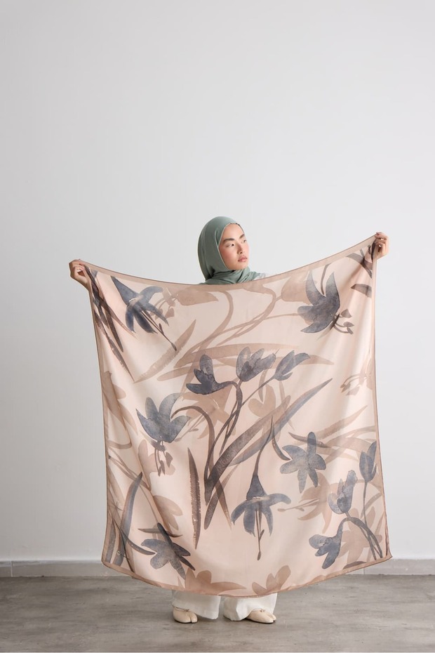 Florance Pattern Shoulder Shawl