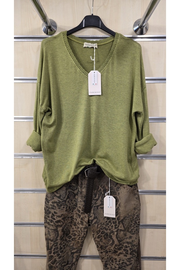 Italian Slim Sweater with V-Neck and Openwork Detail