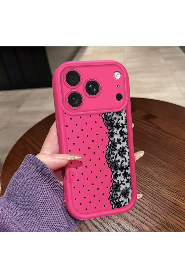 حافظة سيليكون باللون الأحمر الوردي متوافقة مع هاتف iPhone 17 Pro/18 Pro، مقاومة للصدمات، مع نقاط حماية للكاميرا ونمط دانتيل