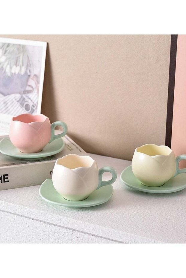 European retro tulip white coffee cup beautiful and exquisite flower mug afternoon tea ceramic cup and saucer set