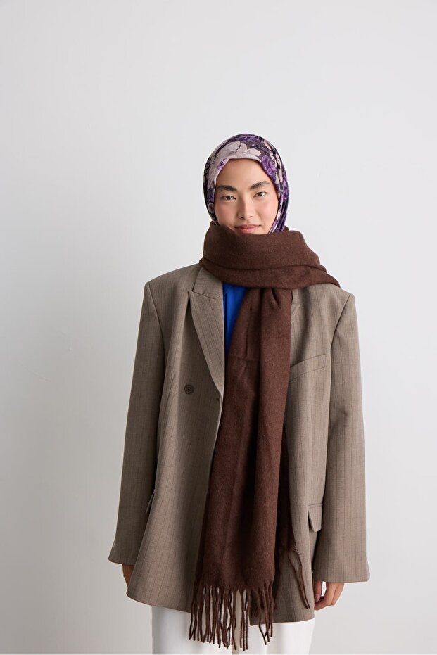 Classic Tassel Scarf