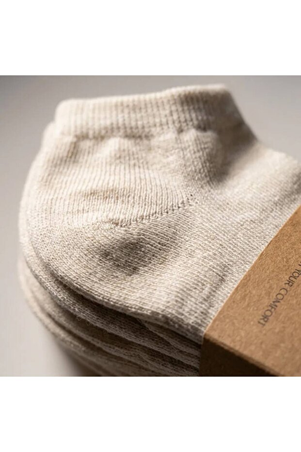 6' Pair of Women's Bamboo Booties Cream Socks Seamless Breathable