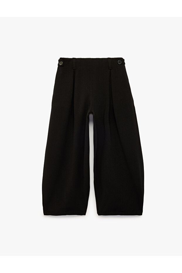 Buttoned Pleated Detailed Ankle-Length Barrel Pants