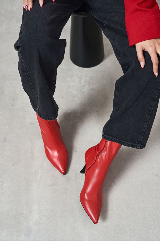 Palma Red Matte Stretch Pointed Toe Thin Heel Zippered Women's Boots