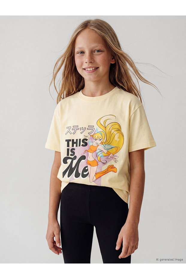 Crew neck winx club printed girl's t-shirt