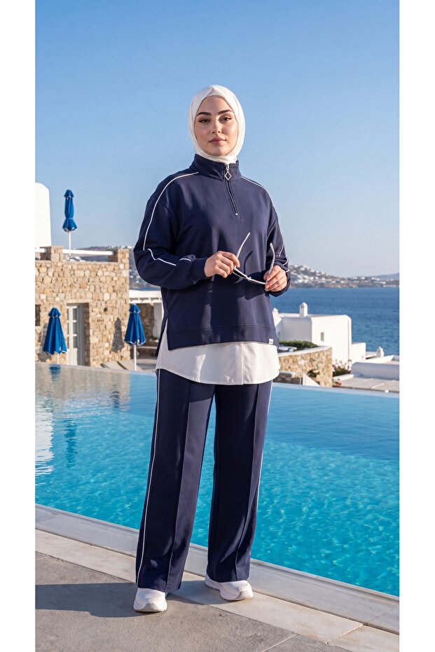 Women's Casual Style Oversize Sweatshirt and Pants Two-Piece Set with Hijab - Top and Bottom Set