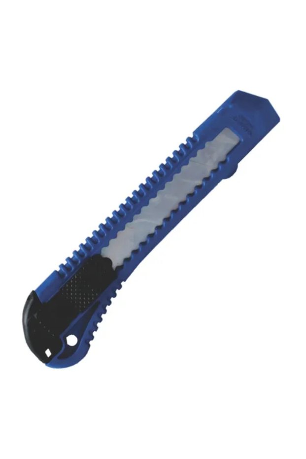 Professional cutter with automatic locking, retractable blade,