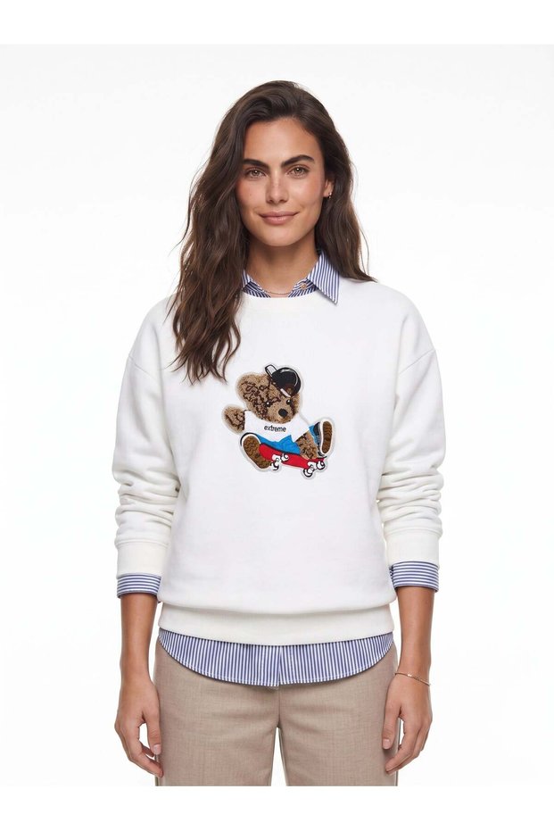 White Cotton Crew Neck Loose Fit Teddy Bear Embroidered Long Sleeve Sweatshirt