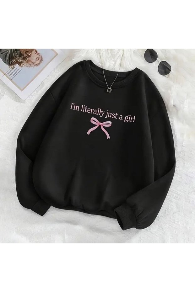 سويت شيرت قطني مطبوع بثلاث خيوط وياقة دائرية كبيرة الحجم من Girly