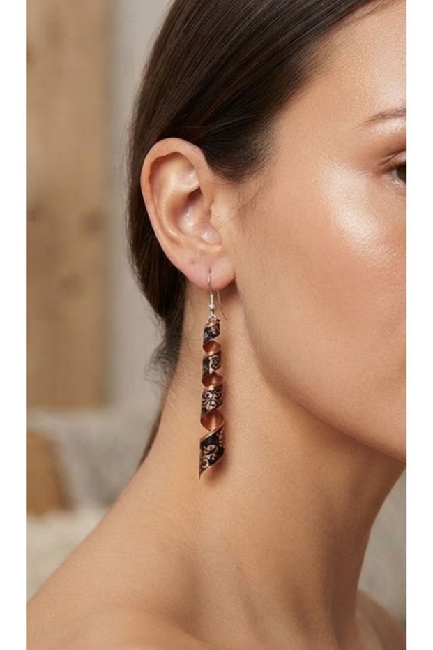 Ethnic Pattern Twisted Copper Earrings