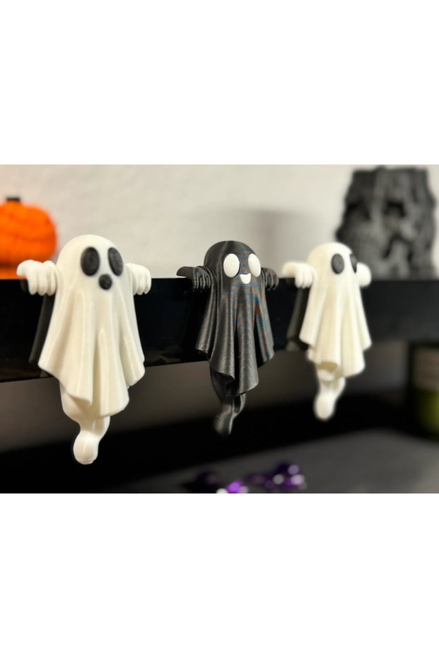 Hanging Ghost – Halloween Shelf Ornament 3-Piece Set