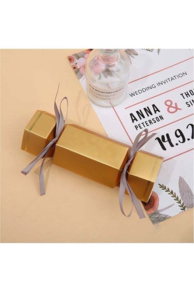 gift boxes for children gold color