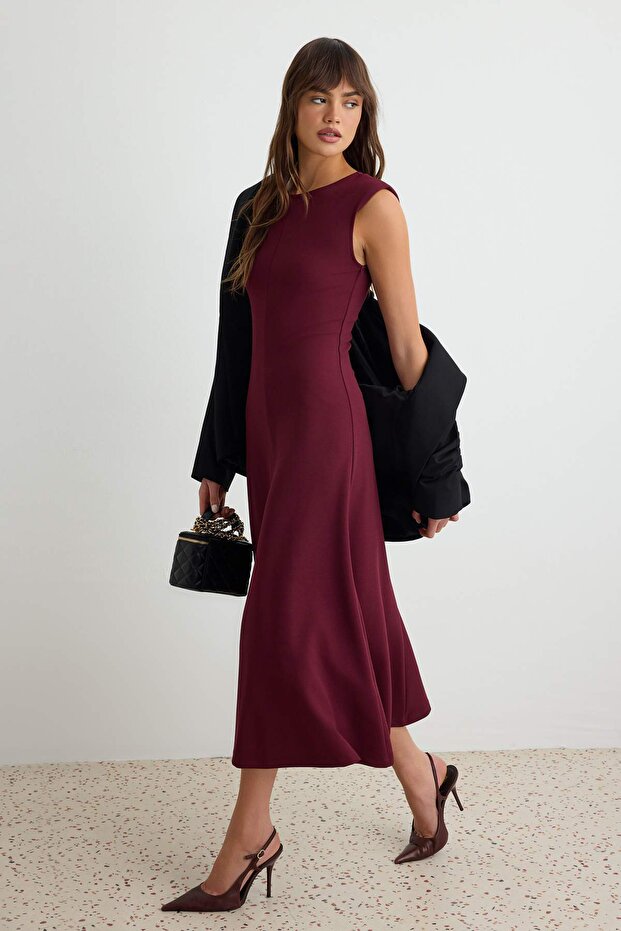 Mürdüm Skater/Belden Açılan Maxi Bisiklet Yaka Kolsuz Örme Elbise TWOAW27EL00182