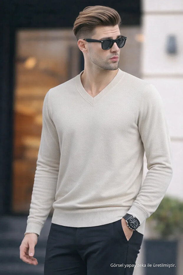 Men's Premium Cream V-Neck Knit Sweater