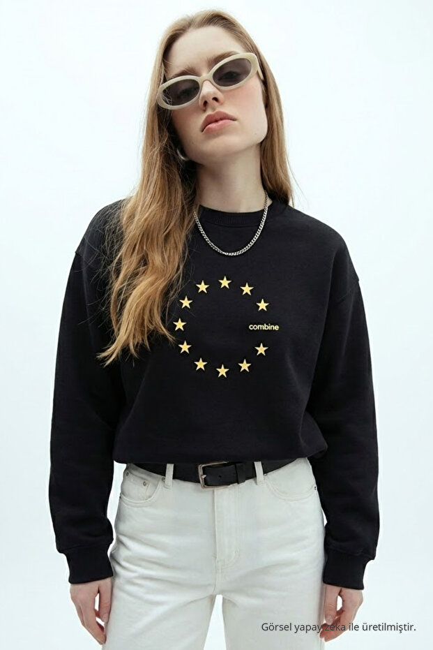 Women's Star Europe Printed Black Sweatshirt