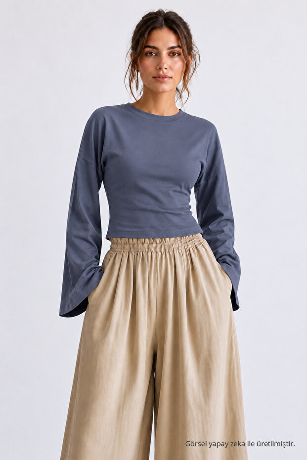Women's Slim Fit Knitted Crew Neck Smoked Blouse