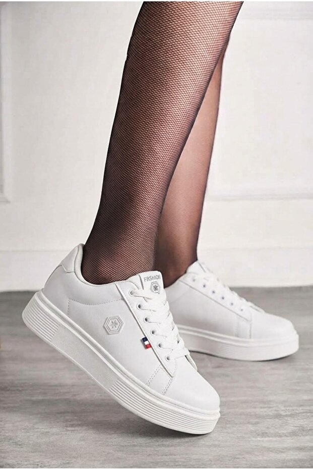Unisex Sports Shoes White Comfortable Soft Sole Non-Slip Daily Lace-Up Sneaker 034