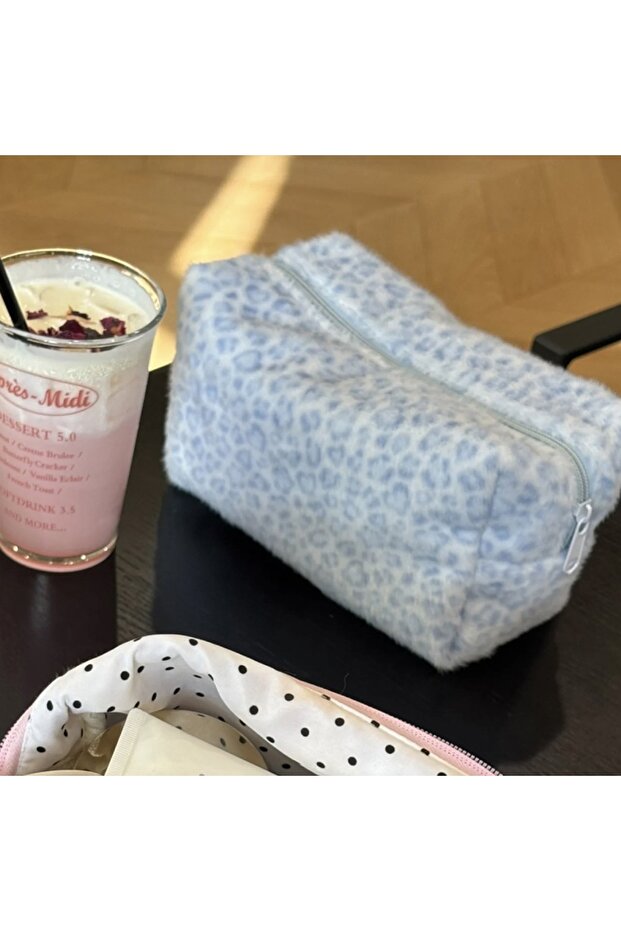 Blue Durable Fuzzy Makeup Bag Large Capacity Leopard Print Toiletry Organizer Portable Cosmetic Bag