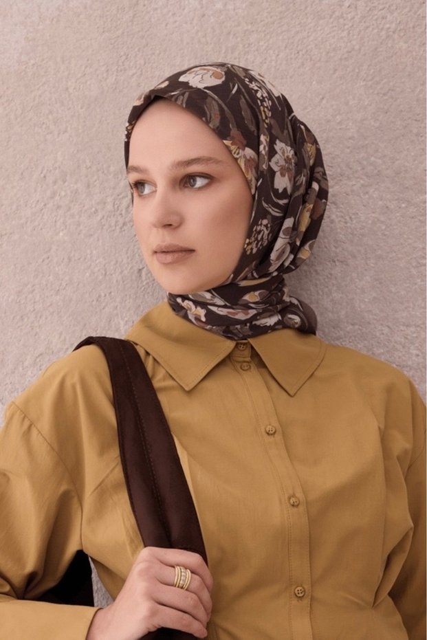 وشاح لاليزار ديسين بوليستا