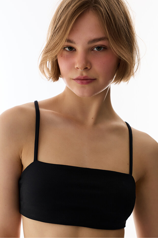 Black Ribbed Sports Bra