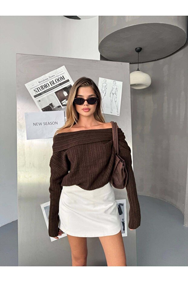Madonna Collared Knitwear Blouse - Brown