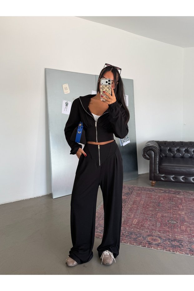 Ribana Detailed Zipper Suit - Black