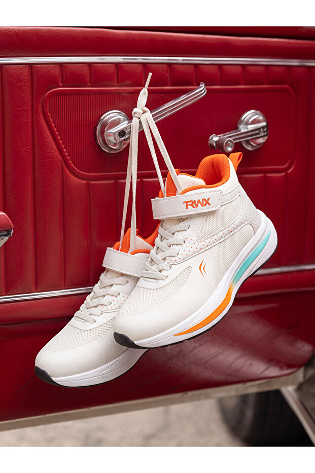 Alita City Triwex White Boys' Sneaker with a Difference