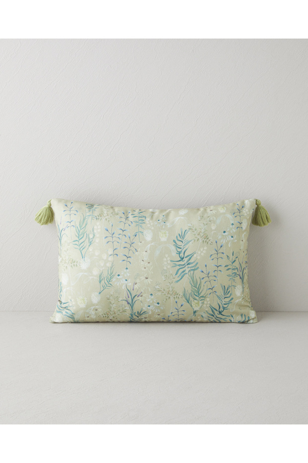 Autumn Garden Filled Throw Pillow 33X50 cm Green