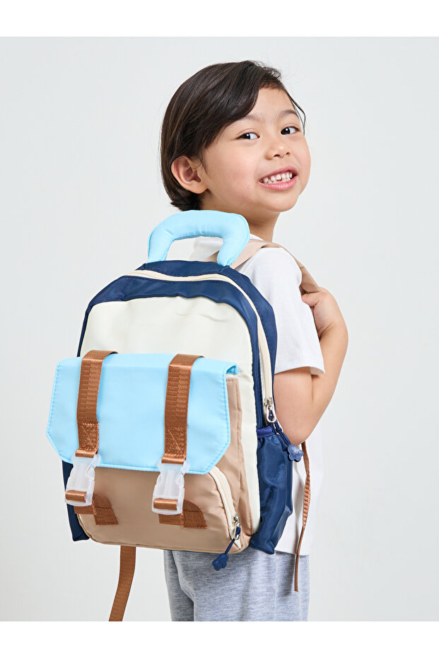 Boys Color Block Backpack with Zip Closure