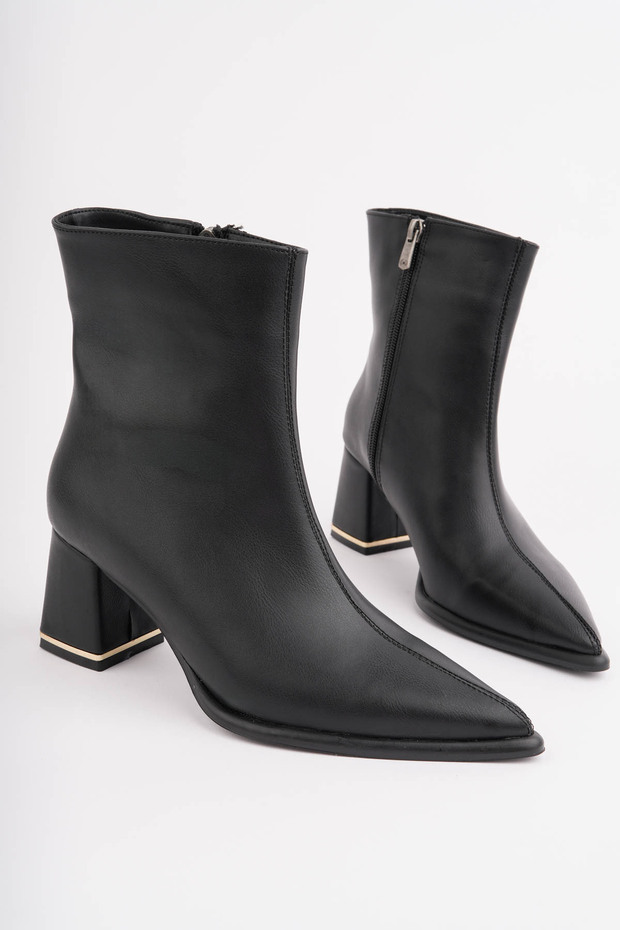 Ayukaz Kalveni̇zli̇ Topuk Women's Pointed Toe Thick Heeled Stylish Ankle Boots – Modern Design Heel Height 6 cm