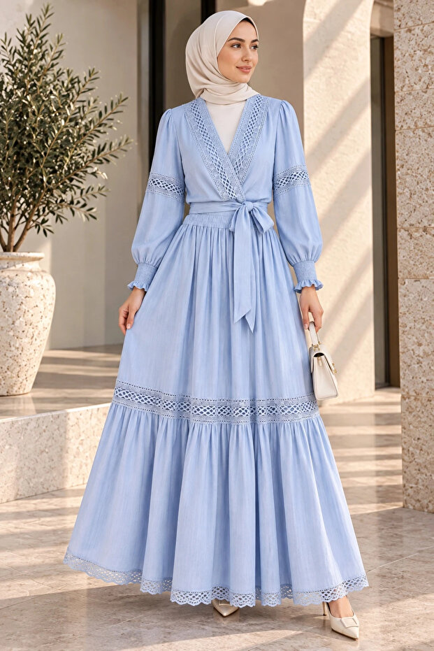 Lace Detailed Belted Skirt Set