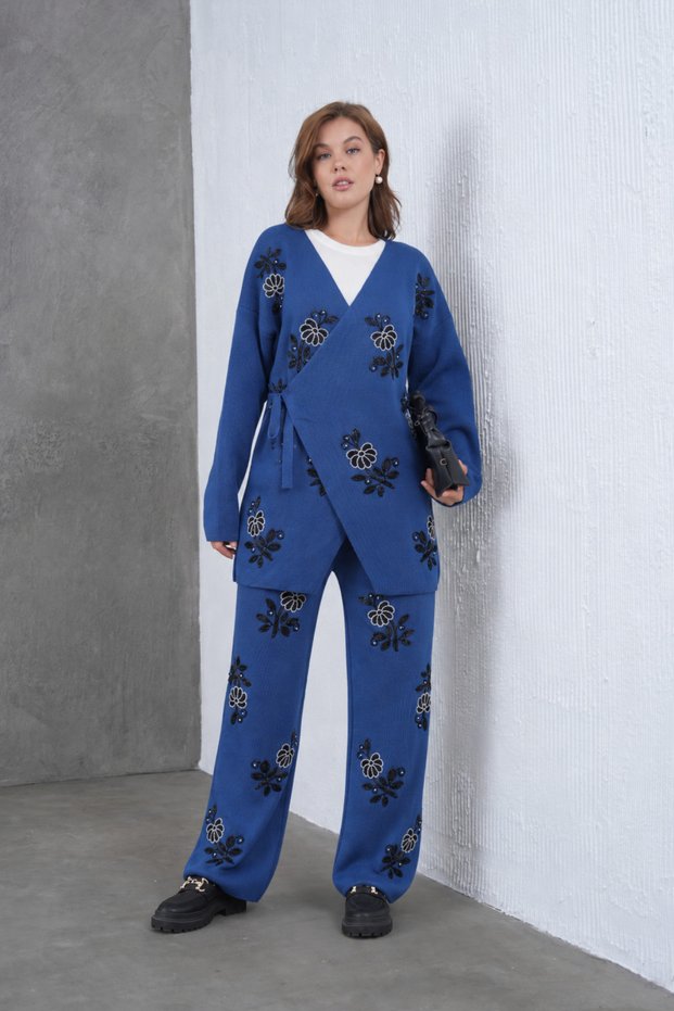 Women's Embroidered Side-Tie Knitwear Trousers Double Set