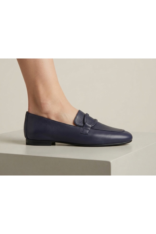 Genuine Leather Matte Iconic Buckle Loafer Women's Shoes