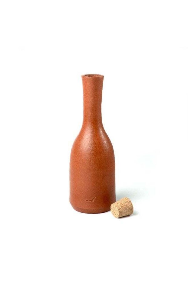 ARK Corked Terracotta Carafe Bottle – Handmade Clay Water & Beverage Server, Table Bottle with Natural Cork Stopper