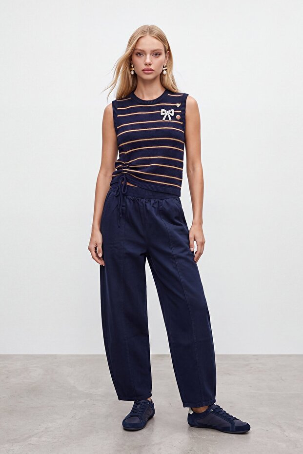 Narrow Leg Loose Pants