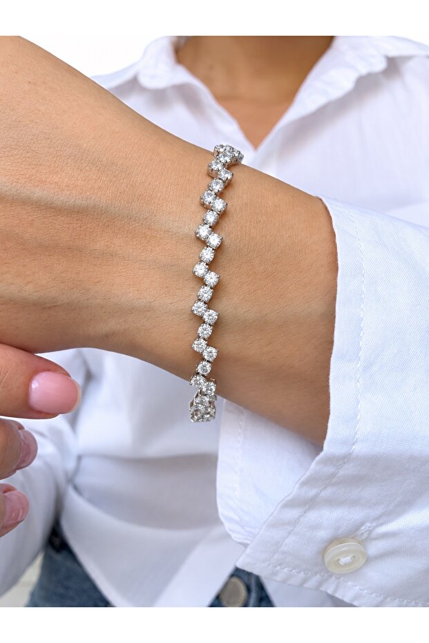 Sparkle Path Extended Bracelet