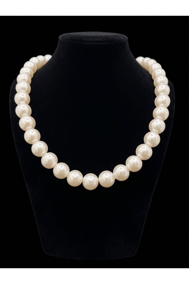 Women's Single Row Classic Design 0.70 cm Diameter Majorca Pearl Wedding and Engagement Necklace