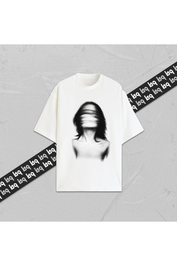 Blur Woman Face Unisex Printed Oversize T-Shirt 100% Cotton Women Men Crew Neck White