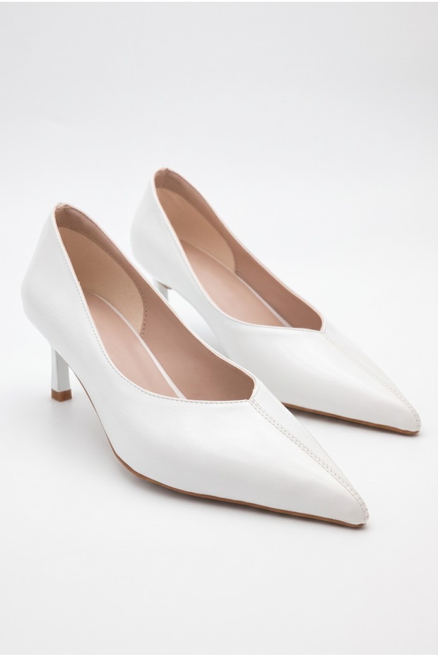 Women's Kitten Heeled Casual White Heeled Shoes with Sewing Detail
