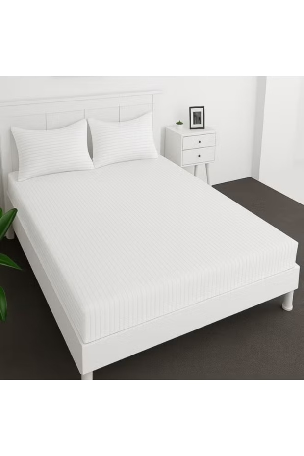 3 Piece Microfiber Bed Sheet Set Fits 180 x 200 cm Soft Breathable 1 Fitted Sheet 2 Pillowcases, White