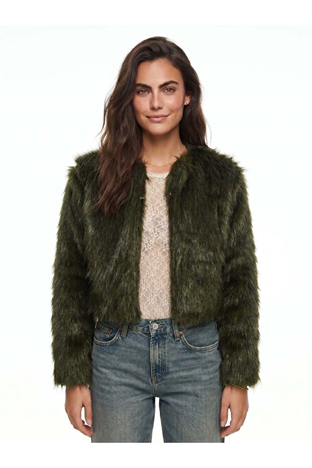 Emerald Green Faux Fur Soft Textured Lined Long Sleeve Polyester Fabric Short Form Coat