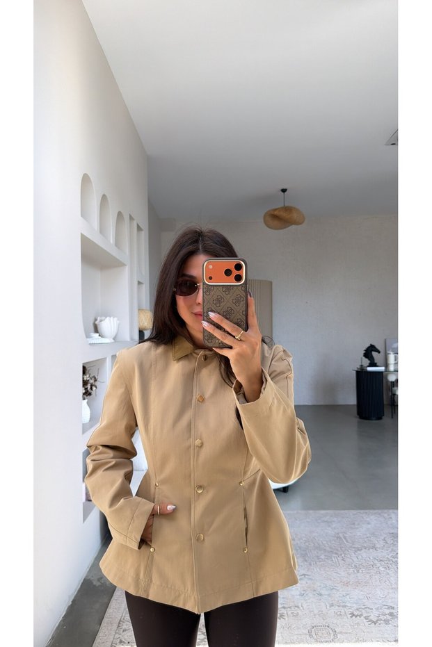 Khaki Gold Snap-Collar Trench Coat with Waist Fit