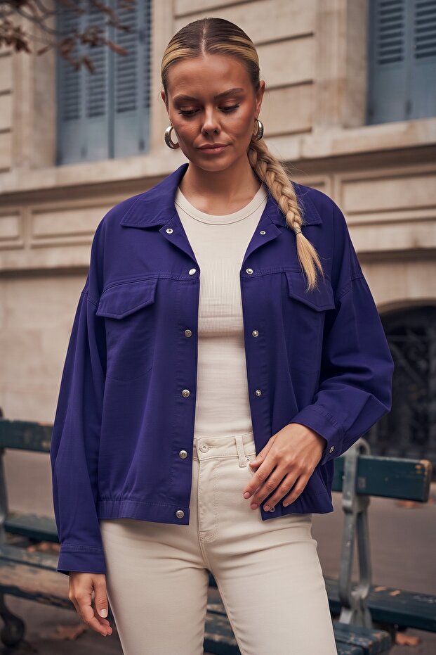 Dark Blue Shirt Collar Cuffed Sleeves Snap Fasteners Casual Tencel Fabric Oversize Woven Jacket 65 75