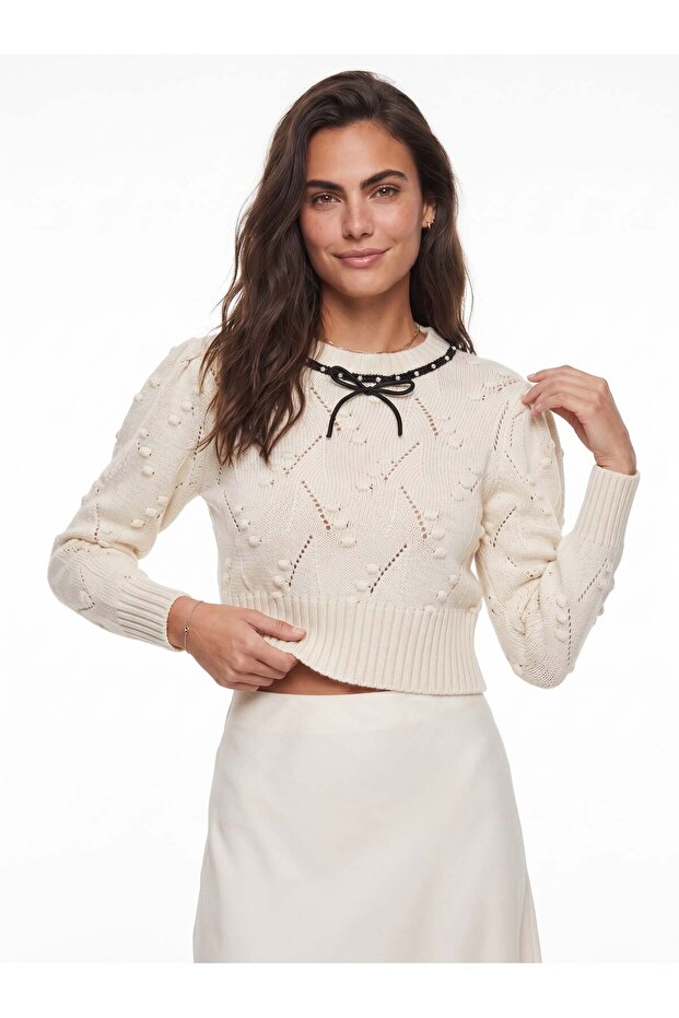 Cream Acrylic Textured Crew Neck Standard Fit Collar Beaded Bow Detailed Knitwear Sweater