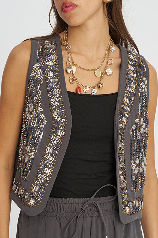 Women's Stylish Vest with Sequin and Bead Embroidery on the Front and Back