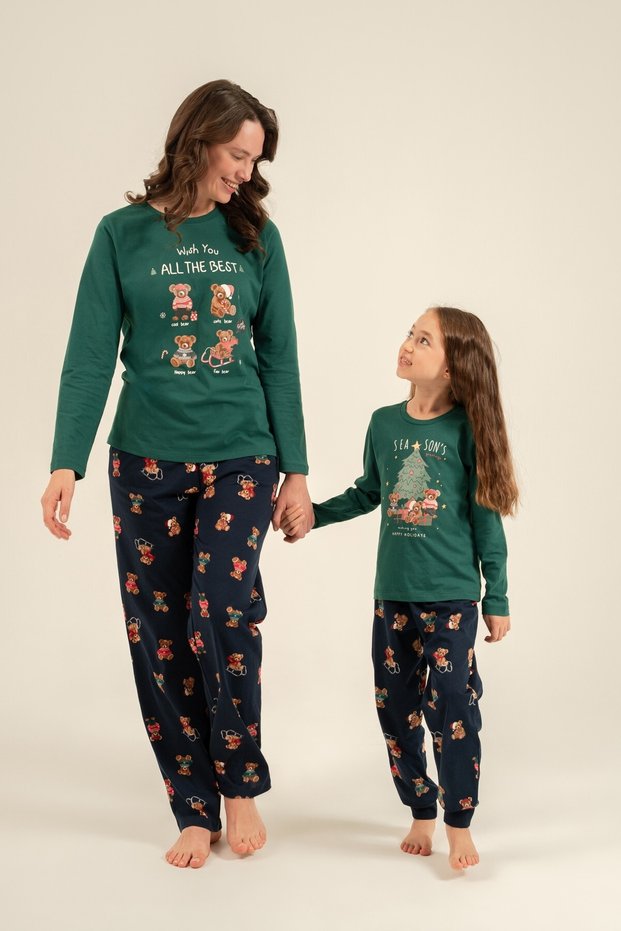 Mother and daughter red christmas themed pajama set, 100% cotton, adult and children's pajamas are sold separately.