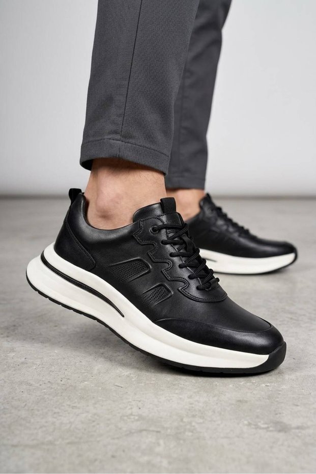 Men's Winter Waterproof Non-Slip and Flexible Sole Orthopedic Inner Lining Genuine Leather Casual Sneaker
