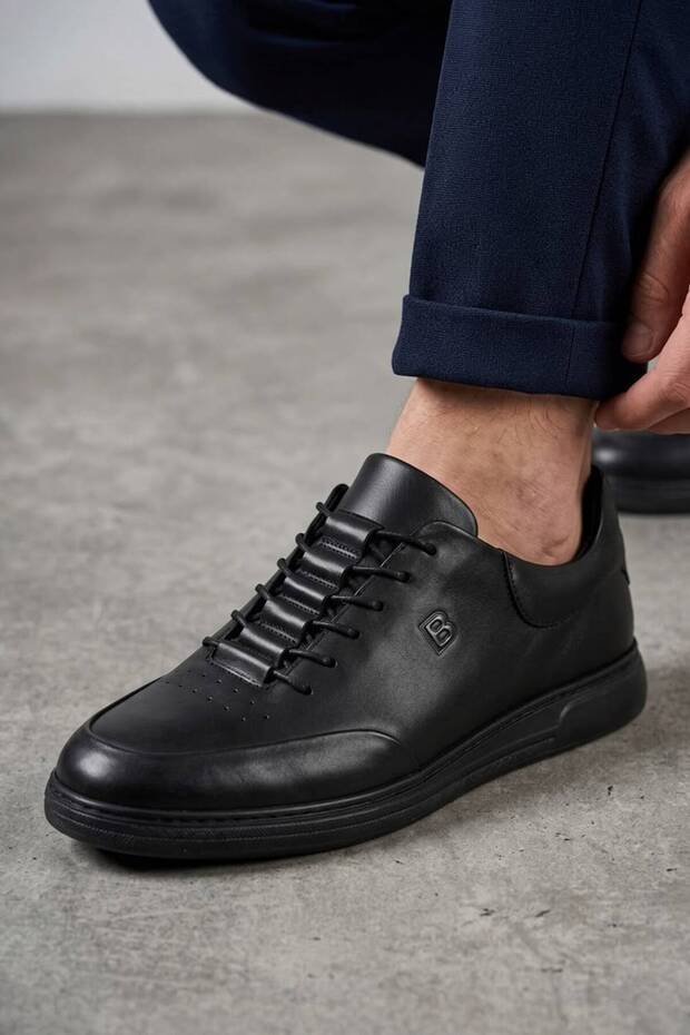 Men's Winter Waterproof Non-Slip and Flexible Sole Orthopedic Inner Lining Genuine Leather Casual Shoes