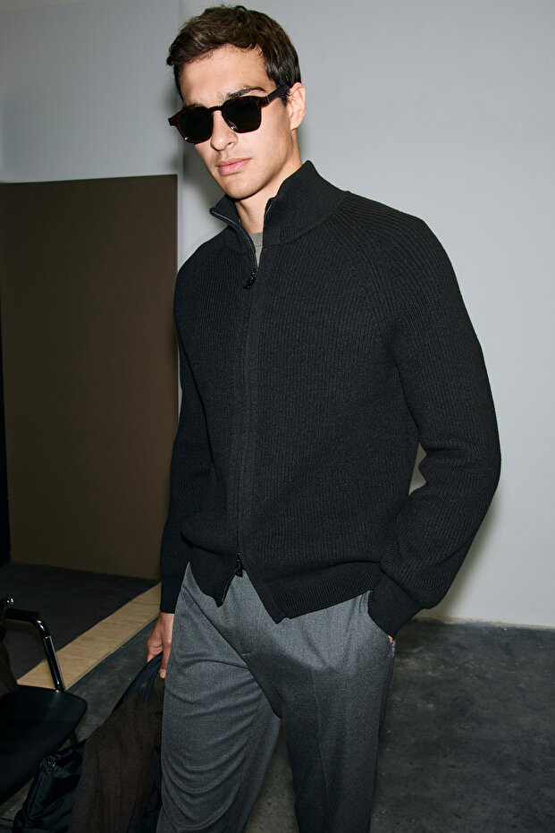 Ardan Men's Cardigan Black