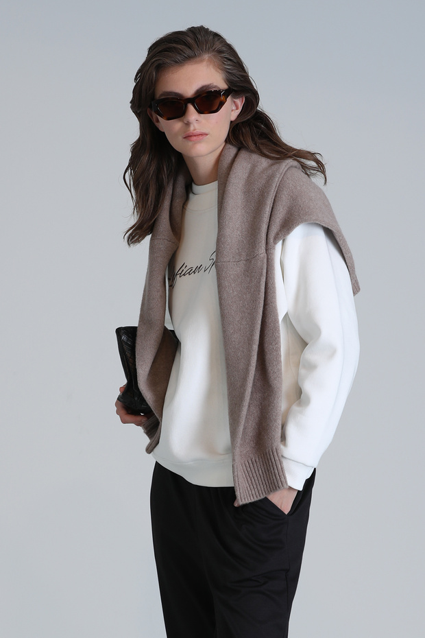 Loved Women's Knitted Sweatshirt Off-White